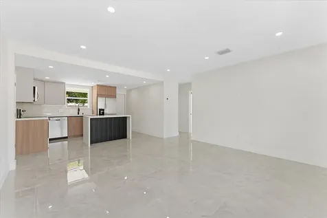 824 S F Street Lake Worth FL 33460