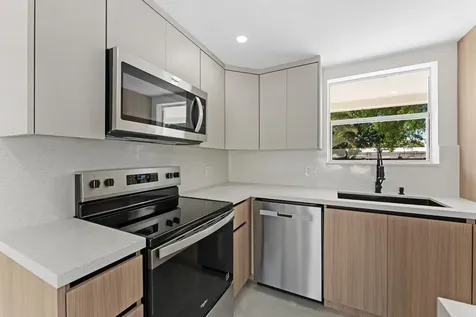 824 S F Street Lake Worth FL 33460