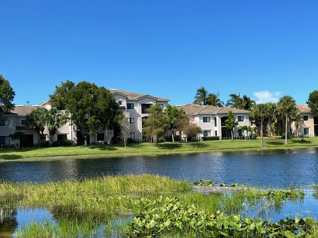 2814 Grande Parkway Palm Beach Gardens FL 33410