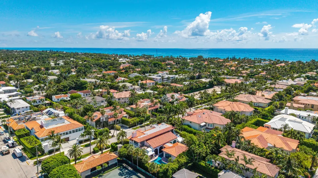 260 Everglade Avenue Palm Beach FL 33480