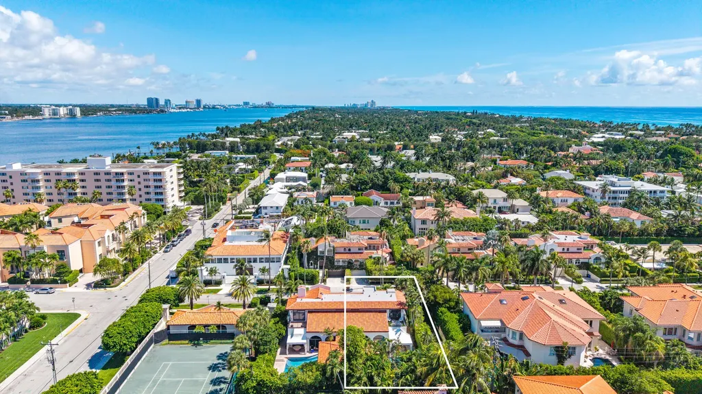 260 Everglade Avenue Palm Beach FL 33480