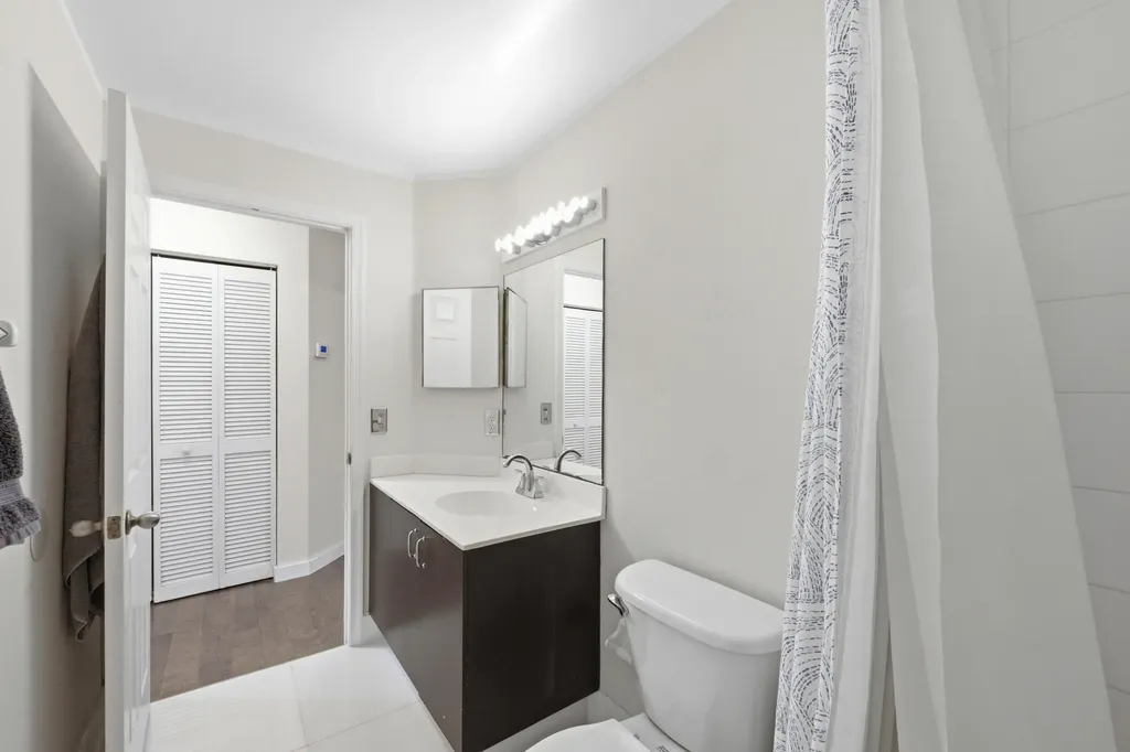 5673 NW 117th Avenue Coral Springs FL 33076
