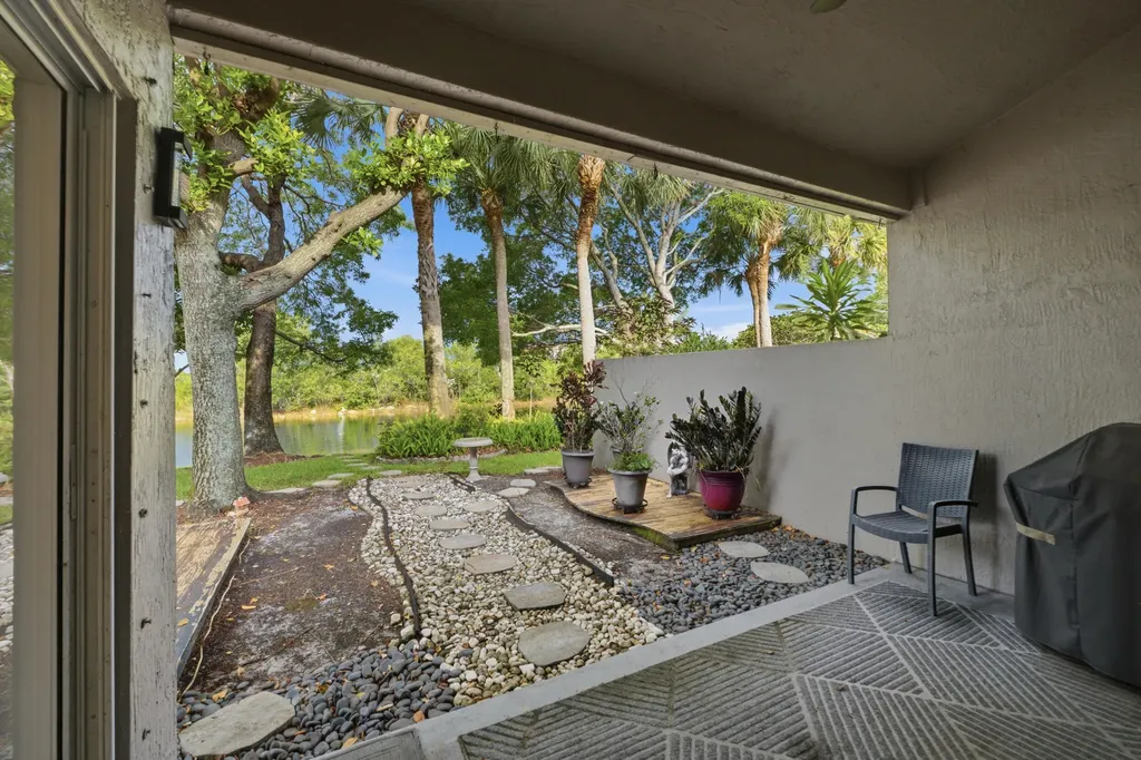 5673 NW 117th Avenue Coral Springs FL 33076