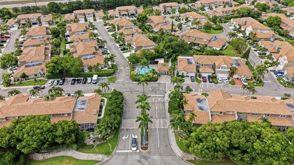 5673 NW 117th Avenue Coral Springs FL 33076