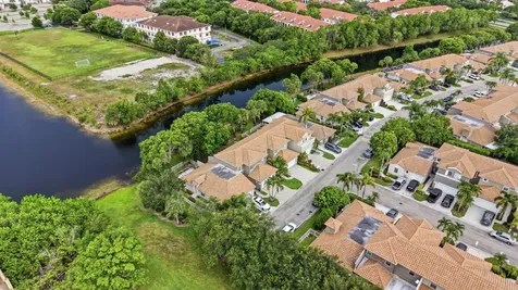 5673 NW 117th Avenue Coral Springs FL 33076