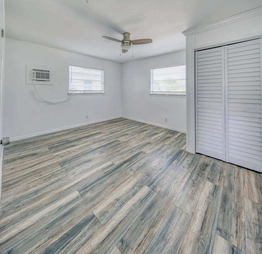 216 S Ocean Breeze Lake Worth Beach FL 33460