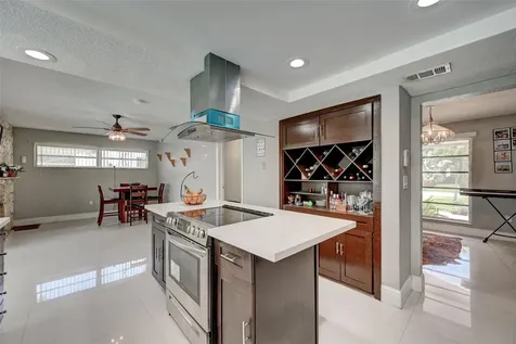 7211 NW 21st Street Sunrise FL 33313