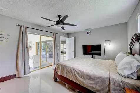 7211 NW 21st Street Sunrise FL 33313