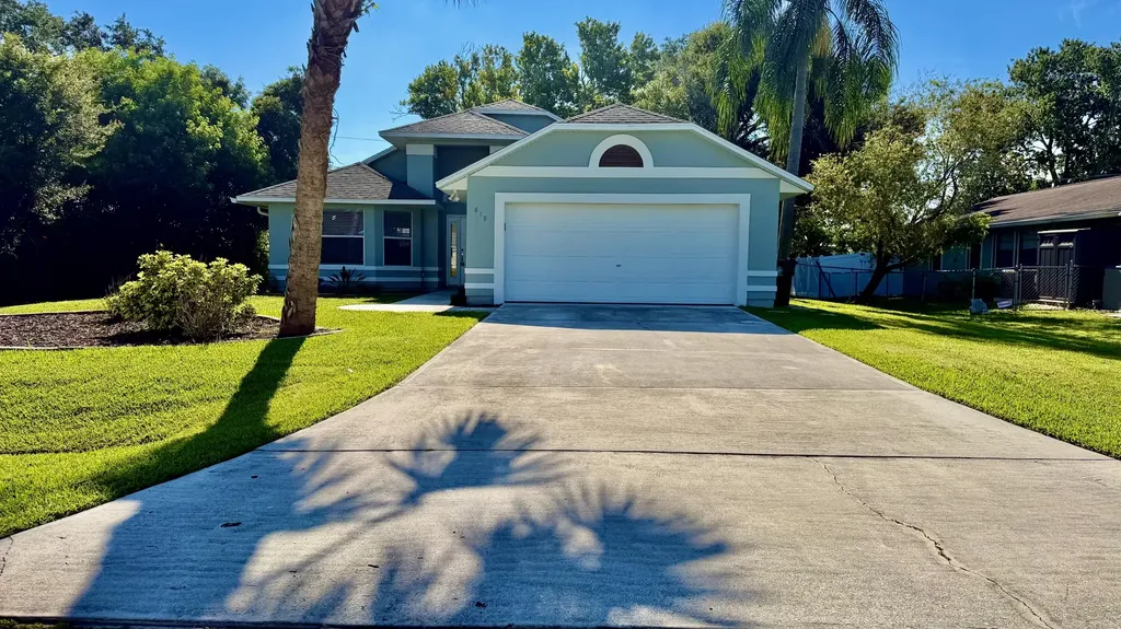619 SE Forgal Street Port St Lucie FL 34983