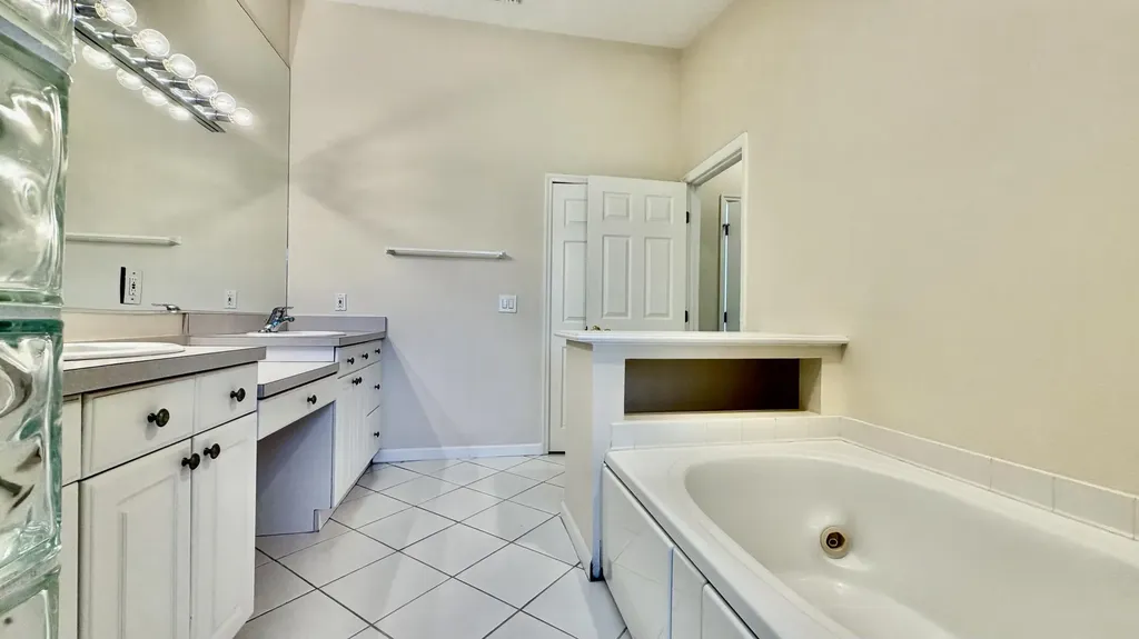 619 SE Forgal Street Port St Lucie FL 34983
