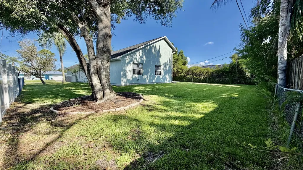 619 SE Forgal Street Port St Lucie FL 34983