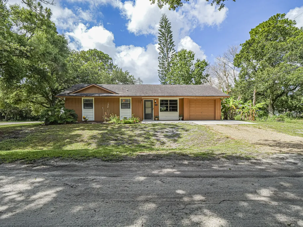 8745 24th Street Vero Beach FL 32966
