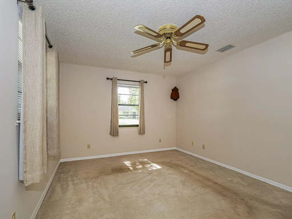 8745 24th Street Vero Beach FL 32966