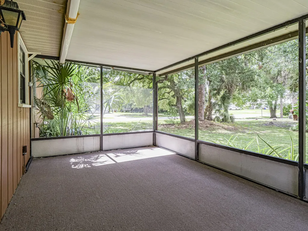 8745 24th Street Vero Beach FL 32966