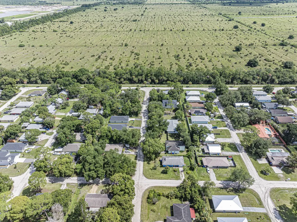 8745 24th Street Vero Beach FL 32966