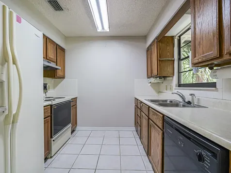 8745 24th Street Vero Beach FL 32966