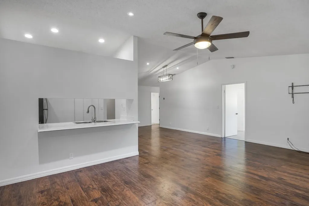 30 Kensington Lane Boynton Beach FL 33426