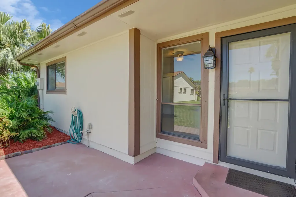 30 Kensington Lane Boynton Beach FL 33426