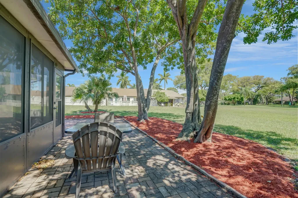 30 Kensington Lane Boynton Beach FL 33426