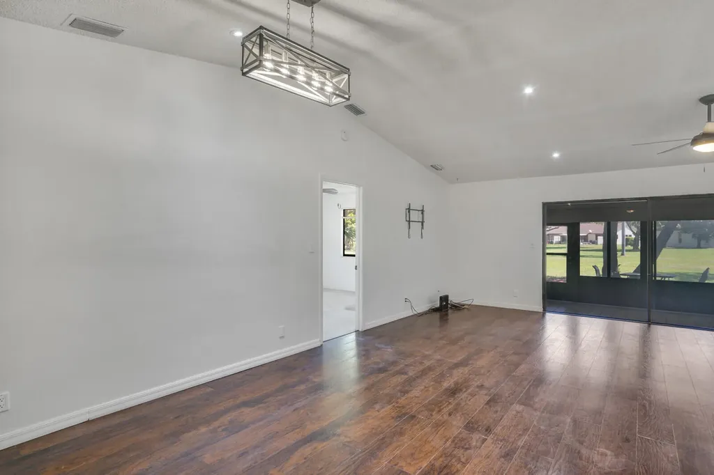 30 Kensington Lane Boynton Beach FL 33426
