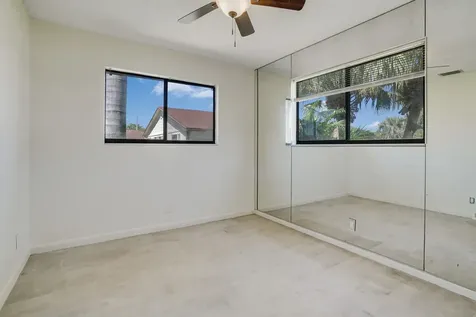 30 Kensington Lane Boynton Beach FL 33426