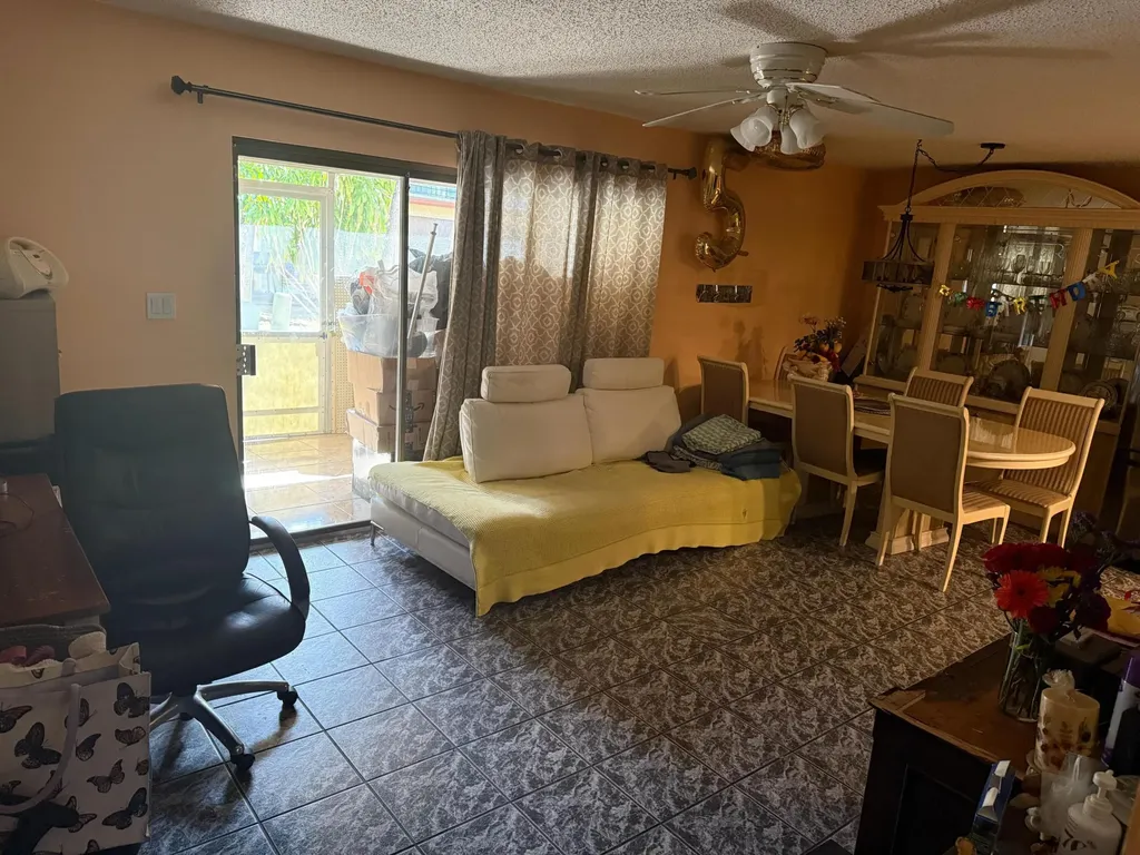 76 Ann Lee Lane Tamarac FL 33319