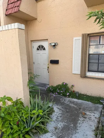 76 Ann Lee Lane Tamarac FL 33319