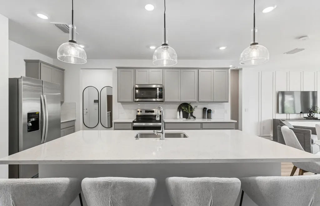27899 Radiant Bonita Springs FL 34135