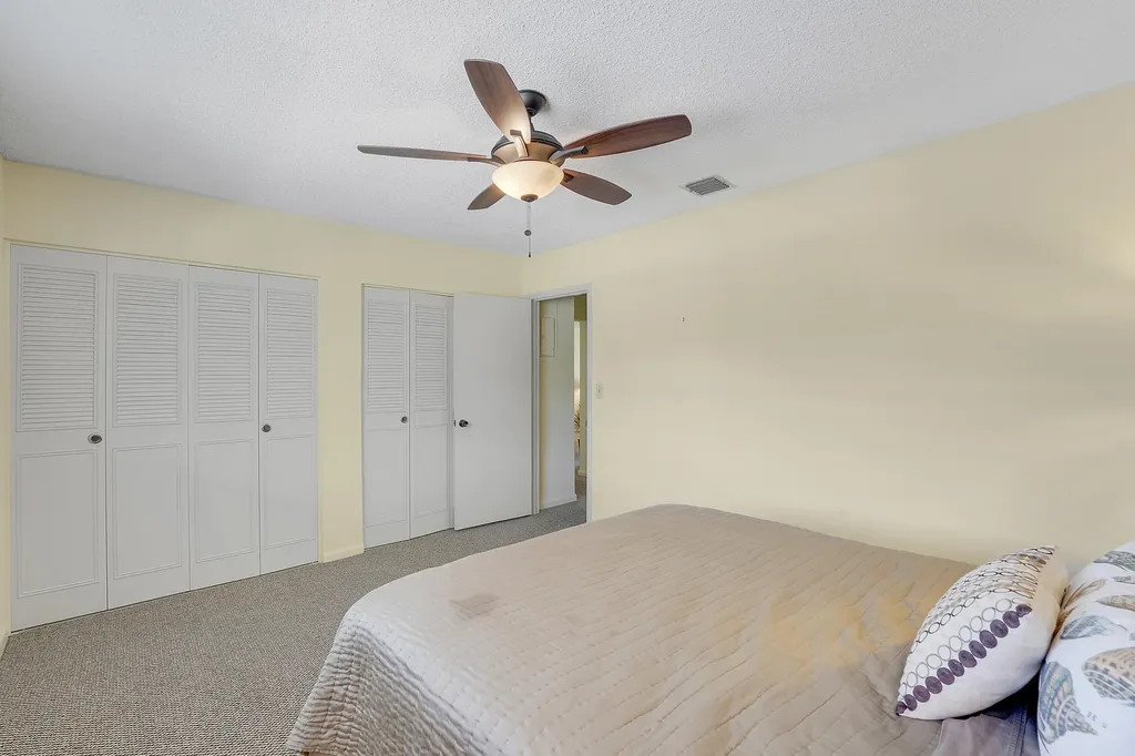 5540 N Ocean Boulevard Ocean Ridge FL 33435