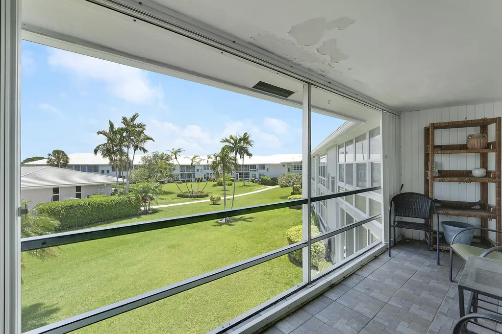 5540 N Ocean Boulevard Ocean Ridge FL 33435