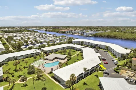 5540 N Ocean Boulevard Ocean Ridge FL 33435