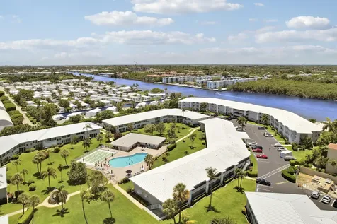 5540 N Ocean Boulevard Ocean Ridge FL 33435