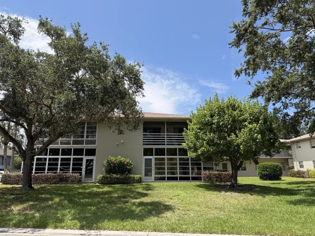 9 Lake Vista Trail Port St Lucie FL 34952