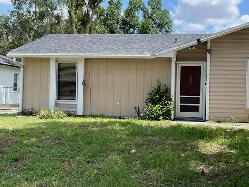 1165 SW Goodman Avenue Port St Lucie FL 34953