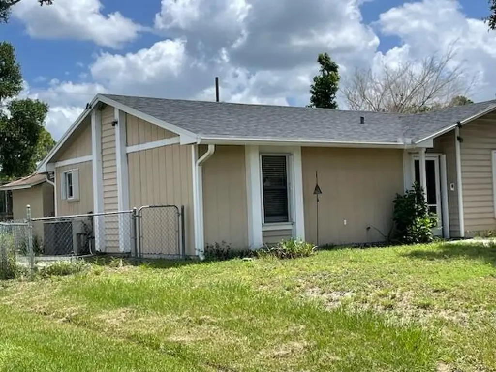 1165 SW Goodman Avenue Port St Lucie FL 34953