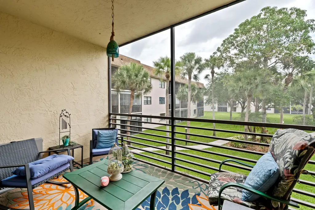 6095 N Sabal Palm Boulevard Tamarac FL 33319