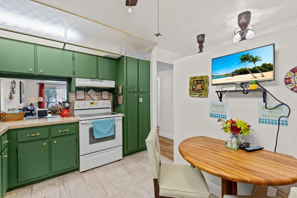 6095 N Sabal Palm Boulevard Tamarac FL 33319