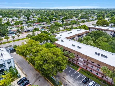 6095 N Sabal Palm Boulevard Tamarac FL 33319