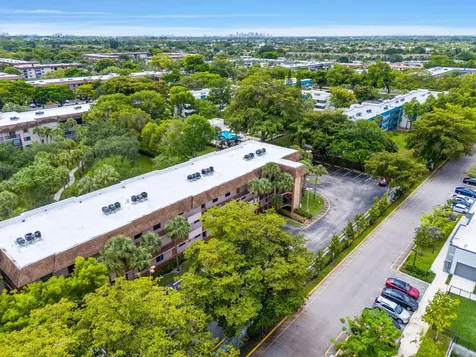 6095 N Sabal Palm Boulevard Tamarac FL 33319