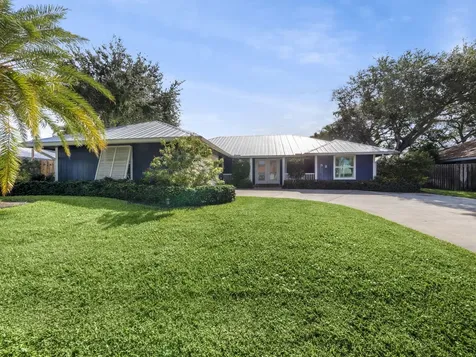 52 Birch Place Tequesta FL 33469