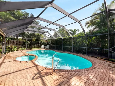 52 Birch Place Tequesta FL 33469