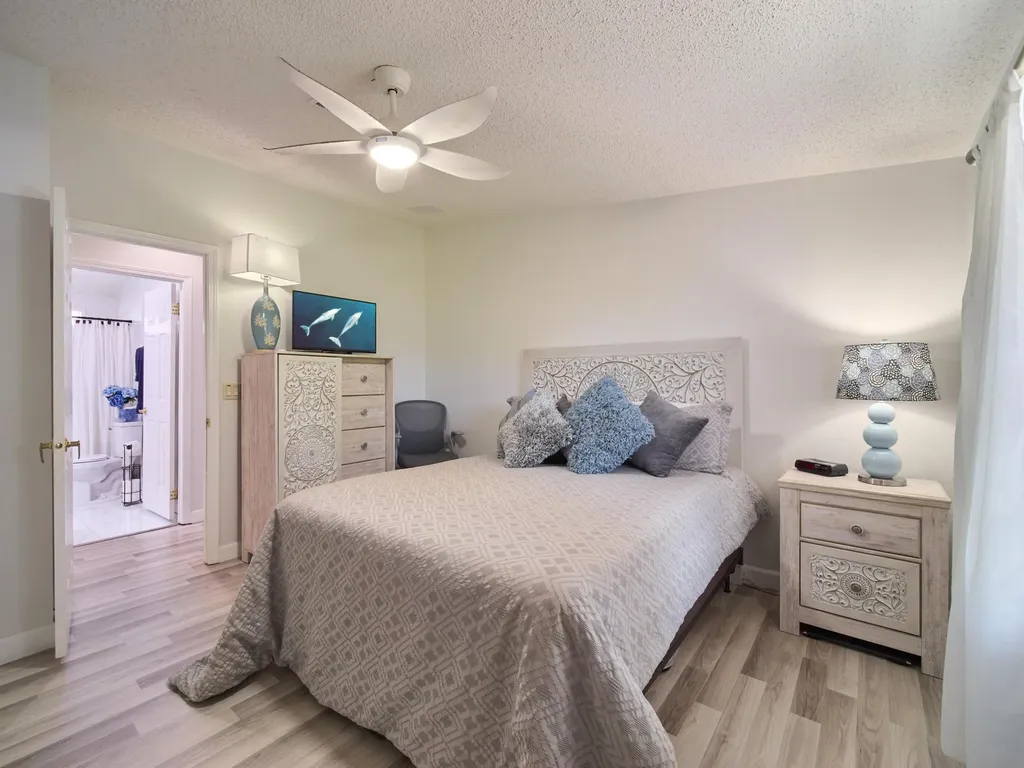 8126 Meadowlark Lane Port St Lucie FL 34952