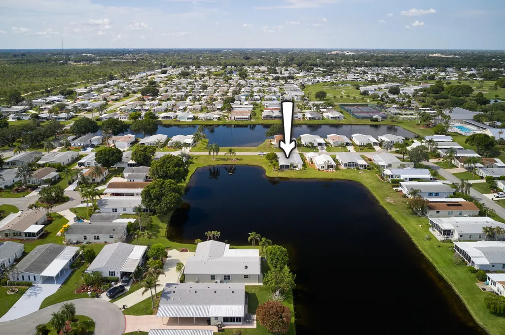 8126 Meadowlark Lane Port St Lucie FL 34952