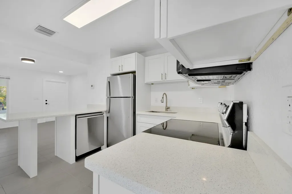 1108 NE 16th Street Fort Lauderdale FL 33304