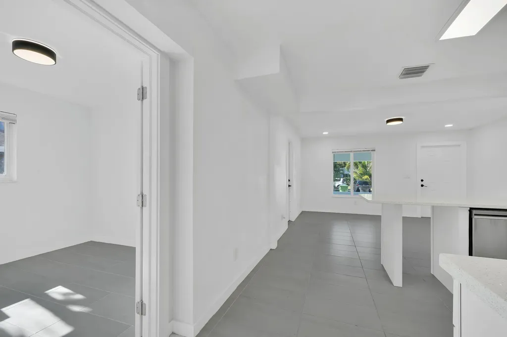 1108 NE 16th Street Fort Lauderdale FL 33304