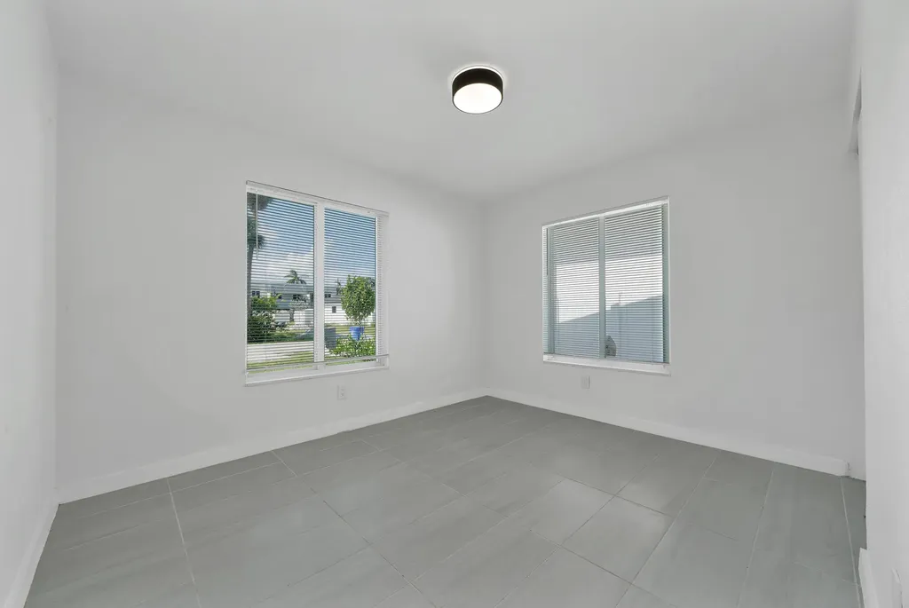 1108 NE 16th Street Fort Lauderdale FL 33304