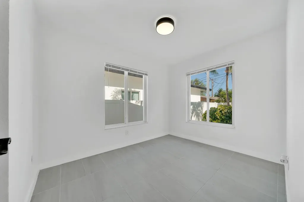 1108 NE 16th Street Fort Lauderdale FL 33304