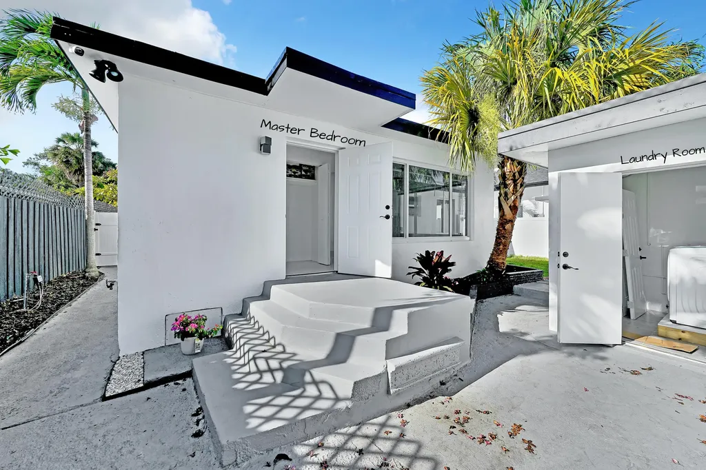 1108 NE 16th Street Fort Lauderdale FL 33304