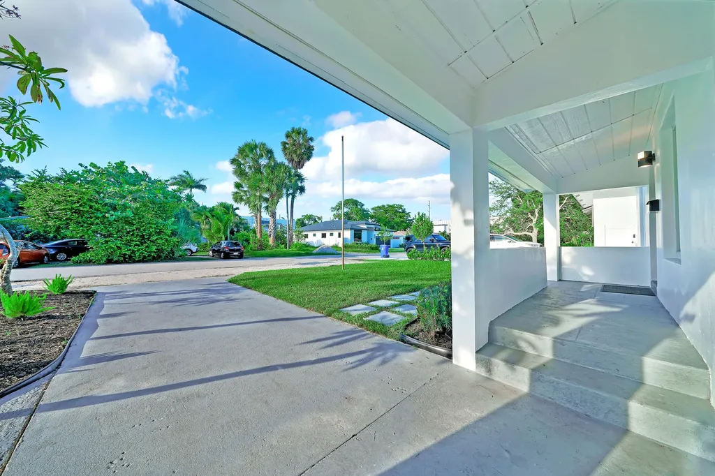 1108 NE 16th Street Fort Lauderdale FL 33304