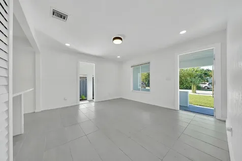 1108 NE 16th Street Fort Lauderdale FL 33304